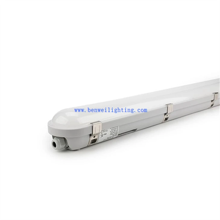 9W Tri-proof Light (4)