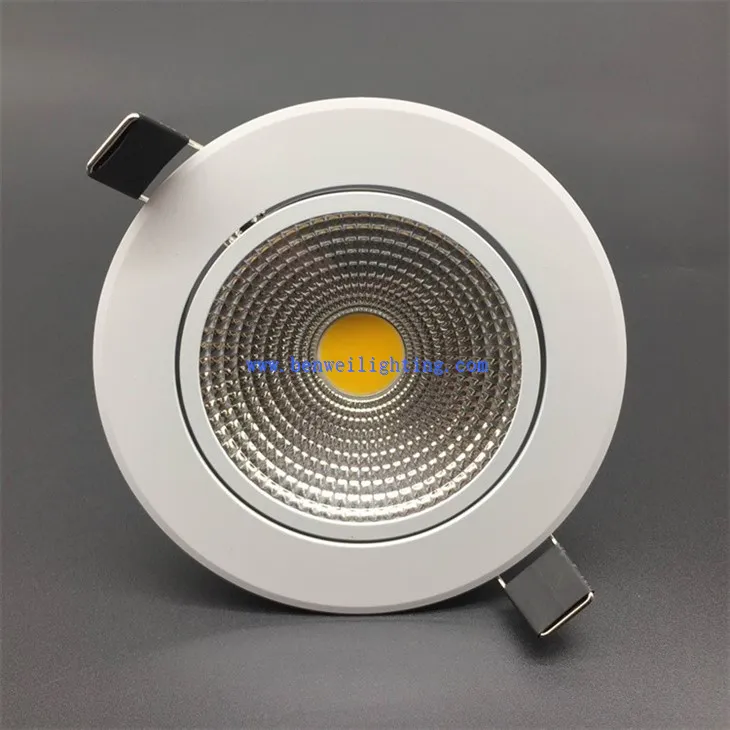 Downlight for dining room (3)
