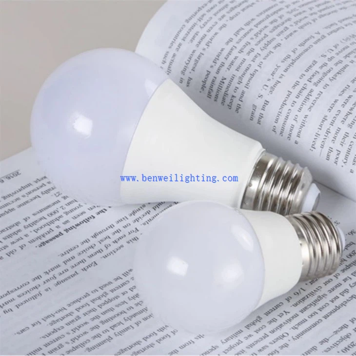 White light bulb (5)